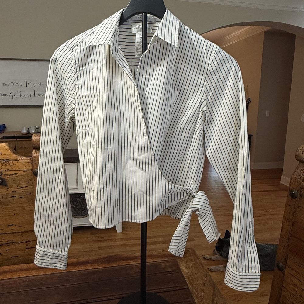 Jones New York Sport Petite Pinstripe Wrap Blouse White Navy Blue 4P Stretch